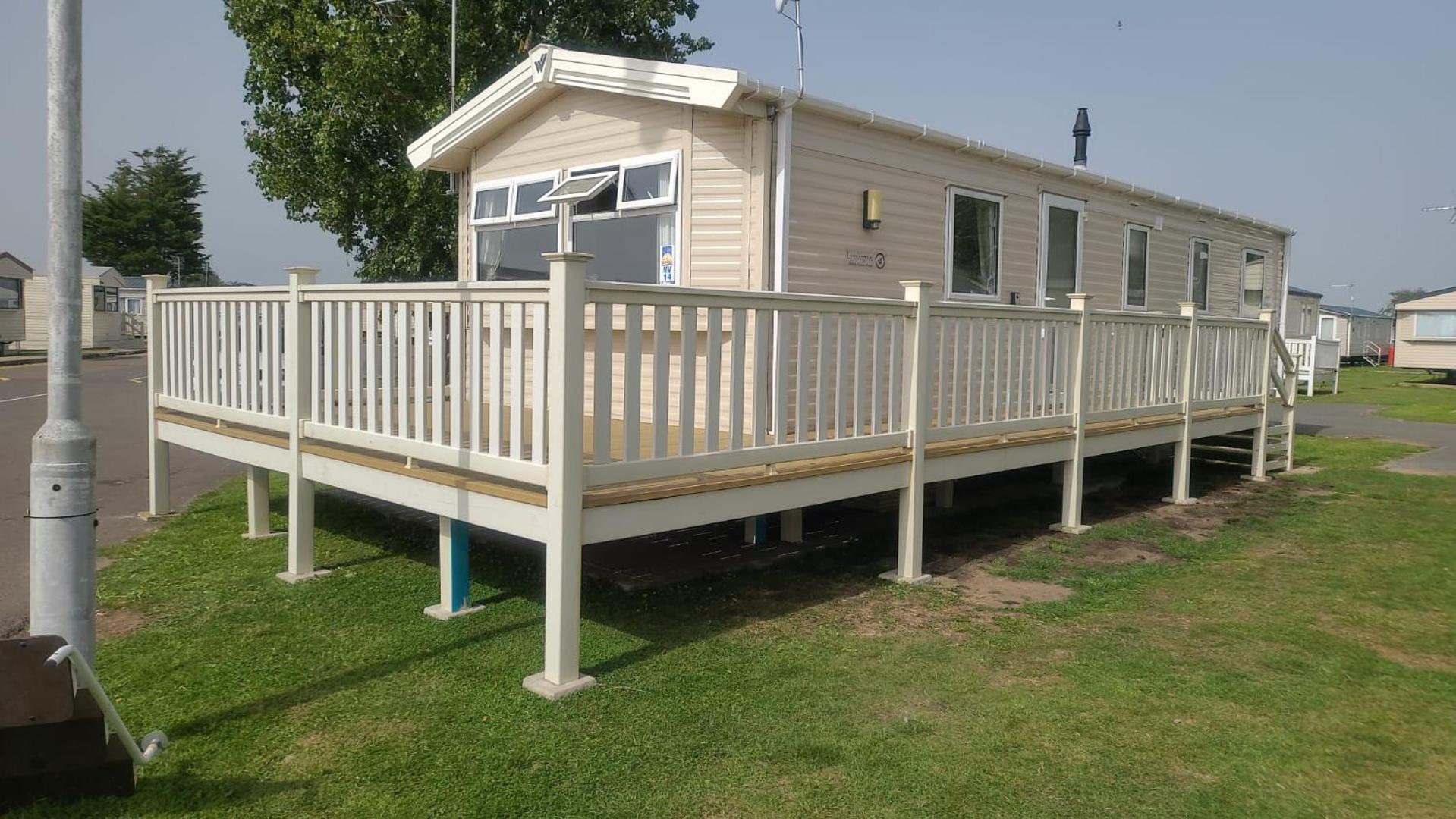 8 Bed Sun Decked Caravan Unlimited High Speed Wifi And Fun At Seawick Holiday Park Clacton-on-Sea Eksteriør bilde